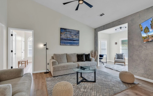 Savannah Shores