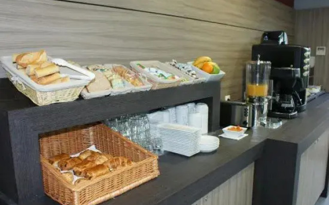 Hotel AKENA La Ferté Bernard