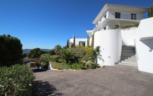 Waterfront Villa Las Golondrinas