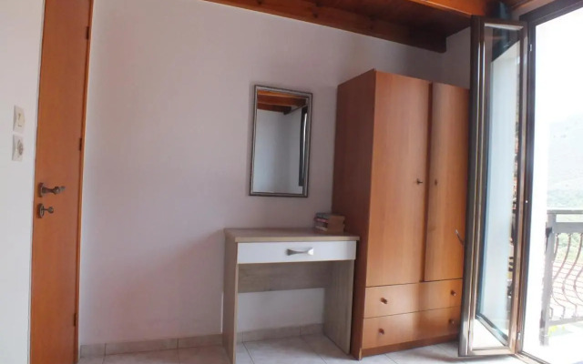 Anastasia Apartments (Chorio)