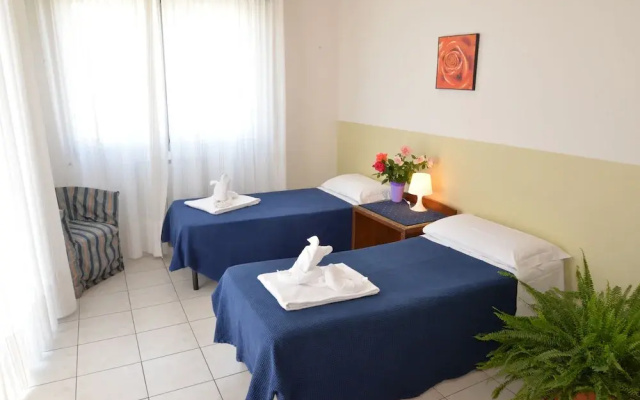 Room-two-room Apartment