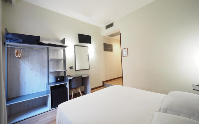 Osimar Hotel