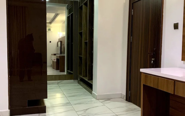 De James Hotels and Suites