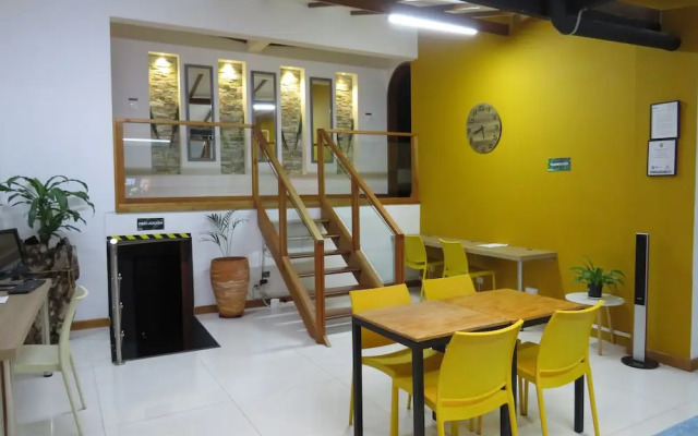 Albore Hostal