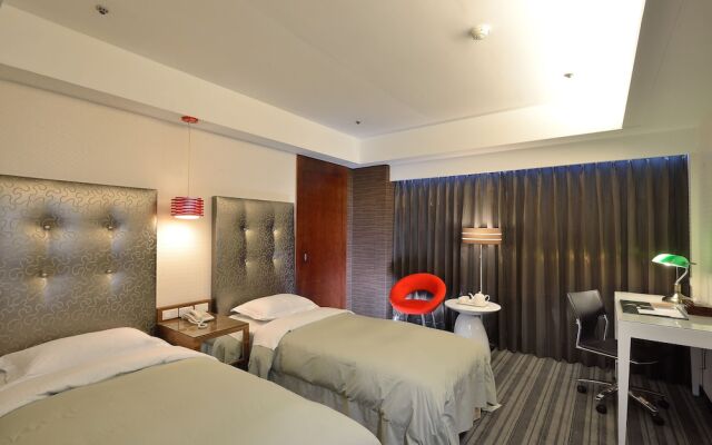 See's Revert Hotel