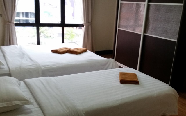 Dorcas Service Apartments at Marina Court Resort – Guest Rooms – Kota Kinabalu