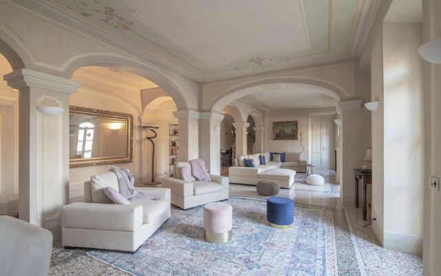 Villa Costanza
