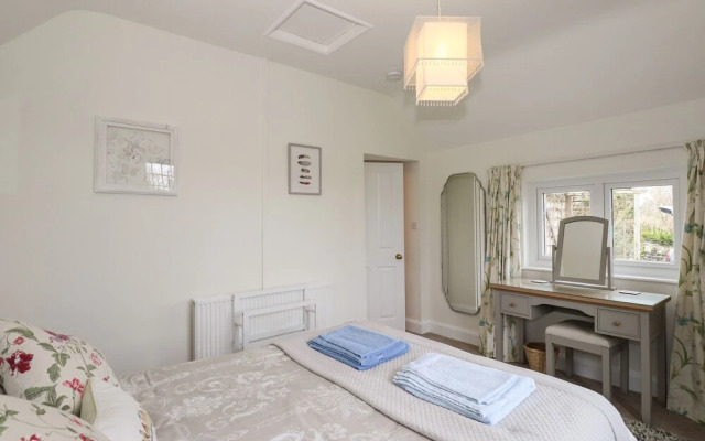 Larch Cottage