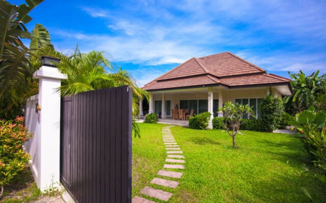 Pacotte Villa by Jetta