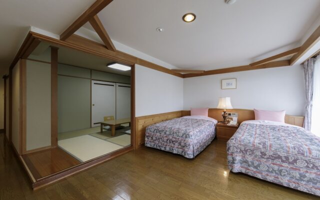 Hotel White Inn Kitashiga