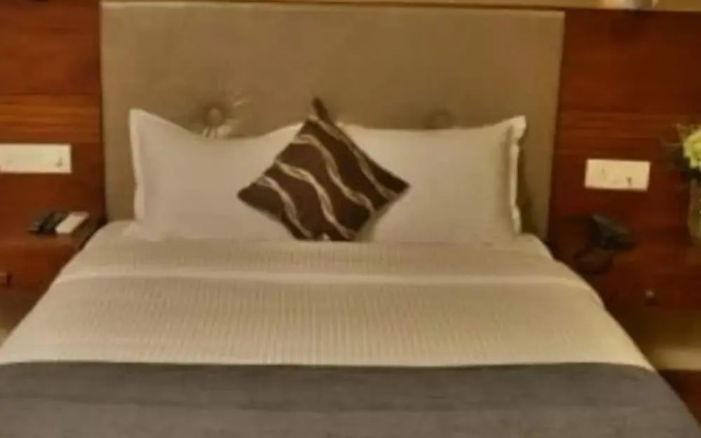 FabHotel Astra Berry's