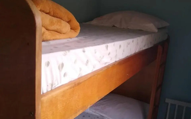 Hostel Dina & Suítes