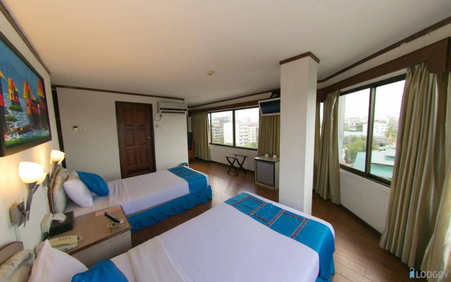 Orchid Hotel
