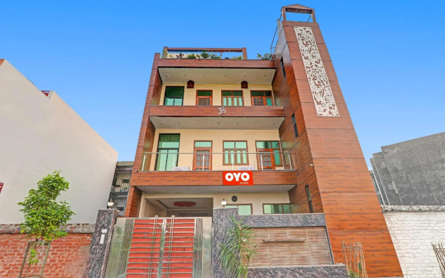 OYO Flagship 70182 Park Lake View