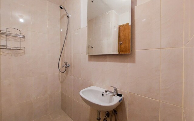 Warm And Simply Studio At Amazana Serpong Apartment