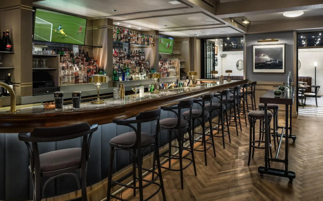 Merrion Row Hotel and Public House