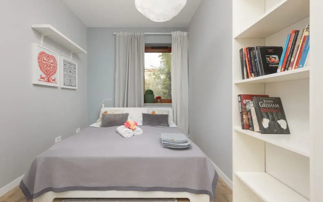 Apartment Warsaw Woronicza by Renters