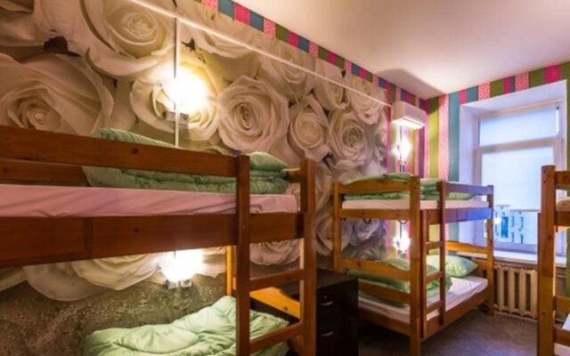 Hostel Time at the Red Gate
