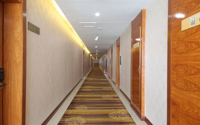 Oubon International Hotel