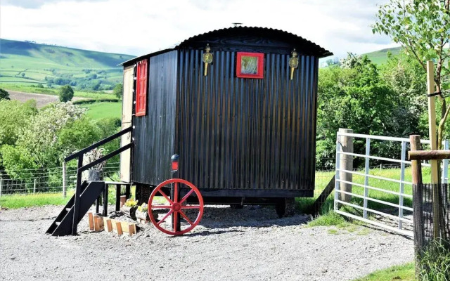 Meadow Shepherds hut