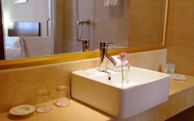 Da He Business Hotel - Zhengzhou