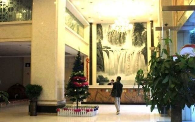 Huanan Hotel