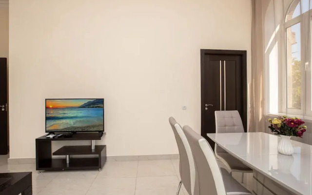 Stay inn on Mashtots 5a-6