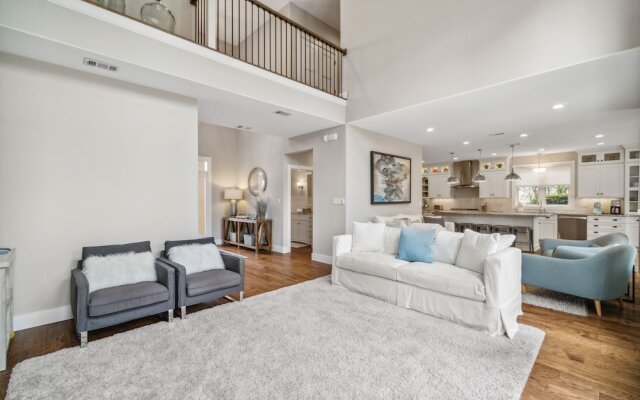 Destiny East - Villa Ciao Bella