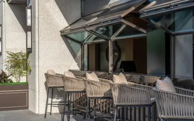 Yangzhou Slender West Lake Tongpai Hotel