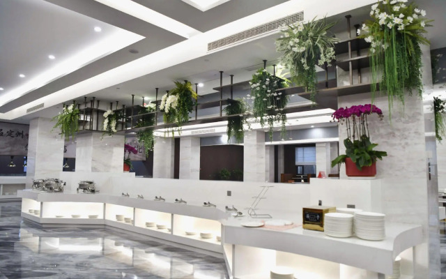 Ding Zhou International Hotel