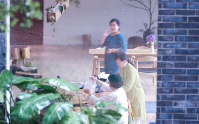 Qinghuandu Yaoyue Hostel