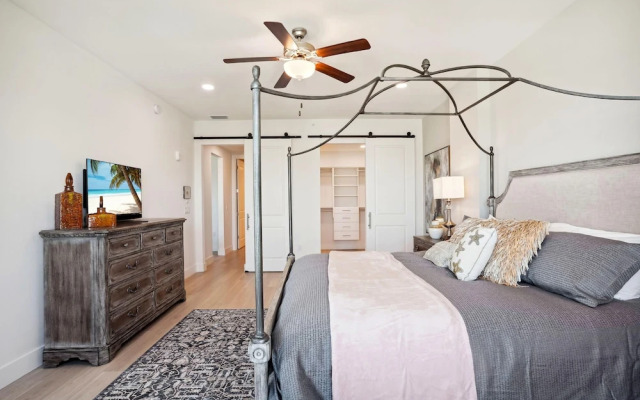 The Harbor Condo 305 - Premier