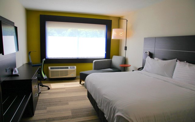 Holiday Inn Express & Suites Oswego, an IHG Hotel