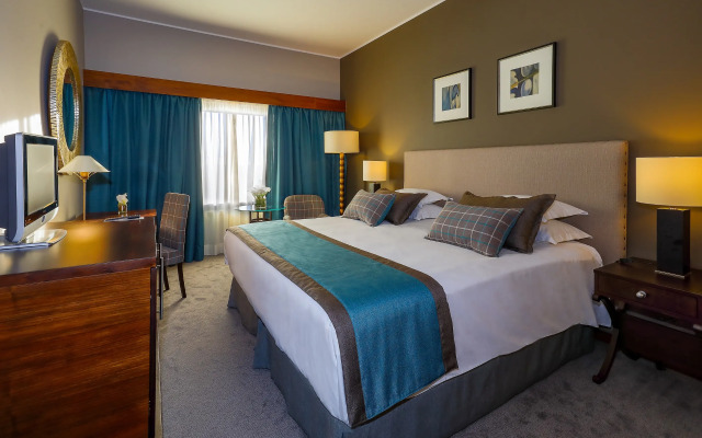 Отель Verdi Santarem