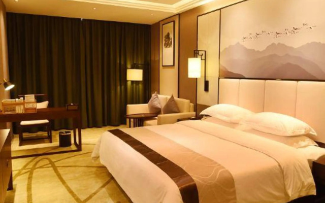 Hui Cui Lou Hotel