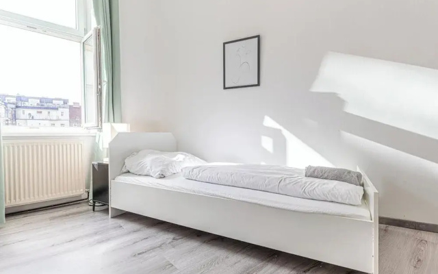 Comfortable 2BR Near Prater Danube