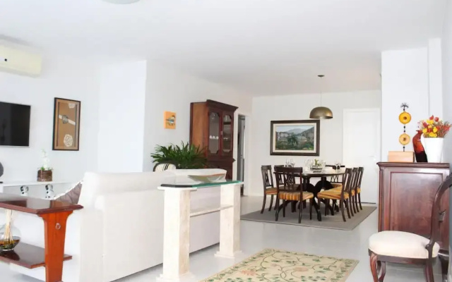 Penthouse With sea View on the Beachfront Vsc1