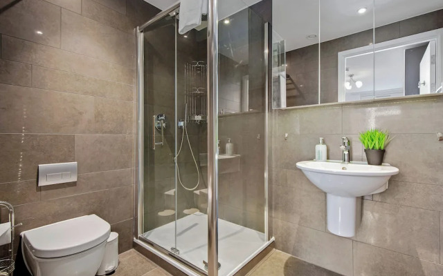 Spacious 3 Bed Apartment in Angel