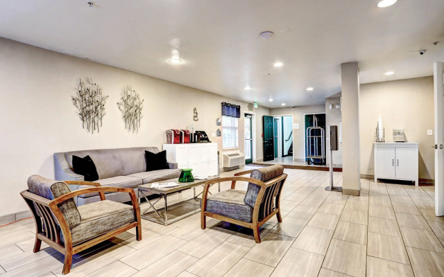 Suburban Studios Westminster Denver North