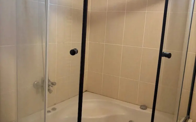 Valley Inn Cave Hotel