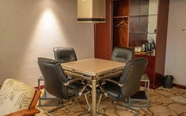 Tangyao Business Hotel