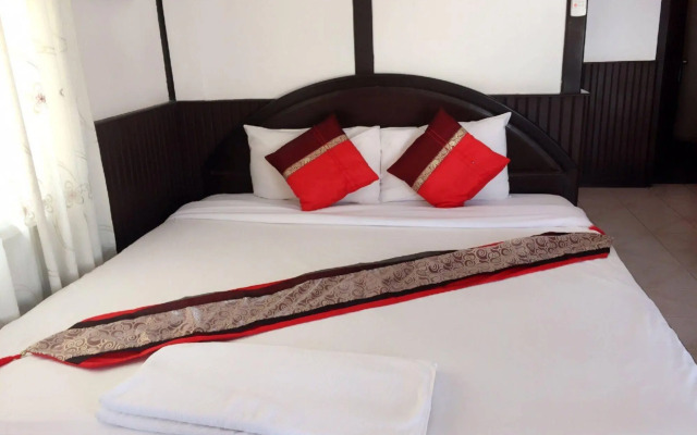 New Lao Paris Hotel