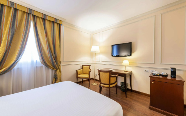 The Regency Hotel, Sure Hotel Collection by Best Western