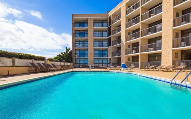 Best Western Ocean Reef Suites