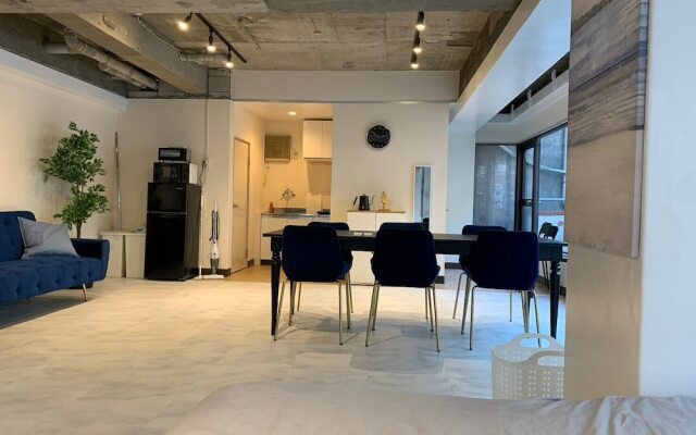 Spacious Studio West Shinjuku