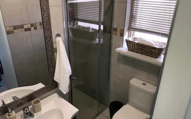 Six-four-two on Vincent