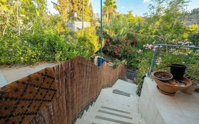 Jacuzzi Terrace Home by Sea N' Rent