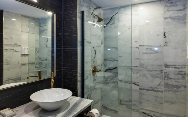 Halifax Tower Hotel & Conference Centre, Ascend Hotel Collection