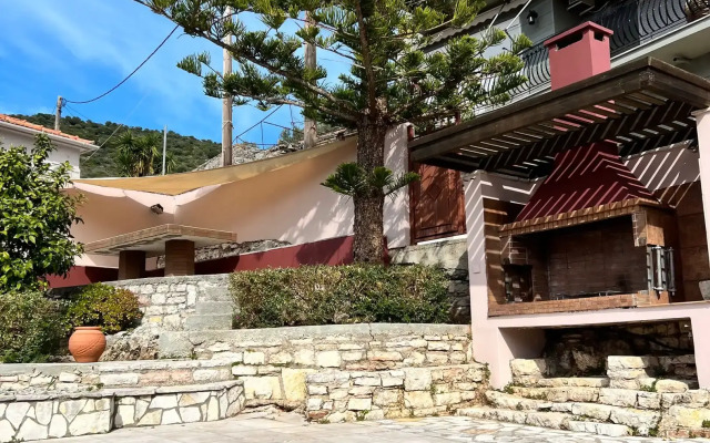 Antonios House Ithaka