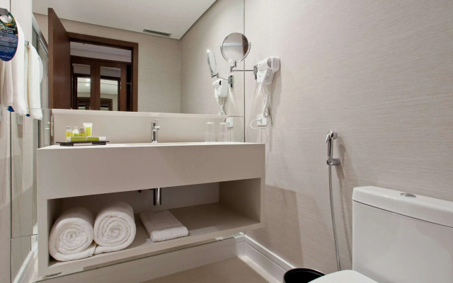 Golden Tulip Sao Jose Dos Campos